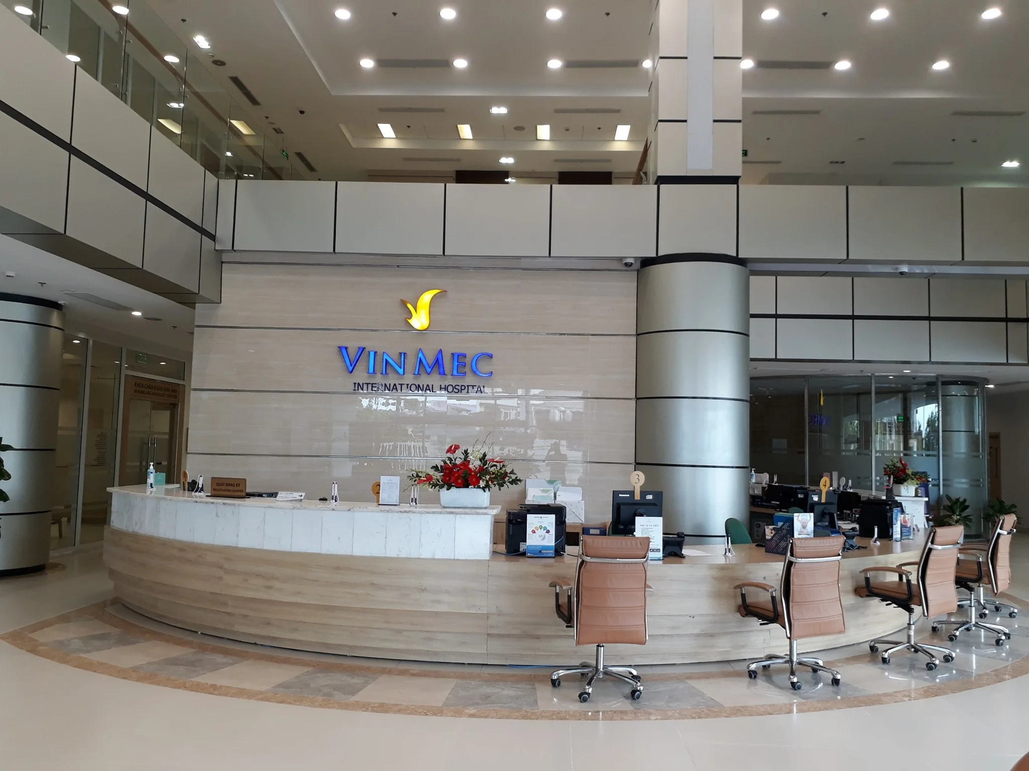 Sảnh đón tiếp của Bệnh viện Vinmec Nha Trang